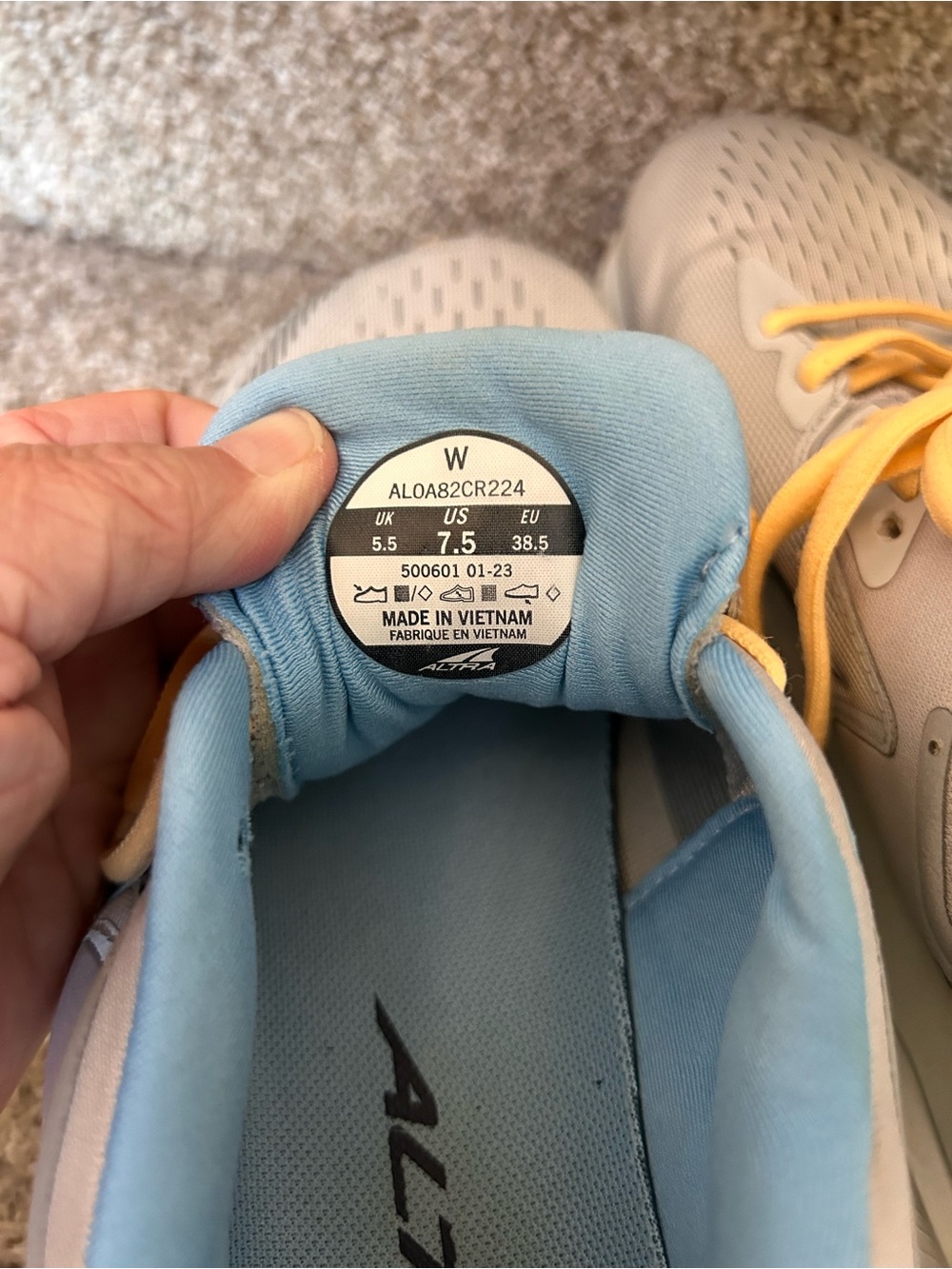 Altra Women’s Via Olympus Running Walking Wide Toe Box Comfort Shoe. Grey. 7.5 - Picture 6 of 8